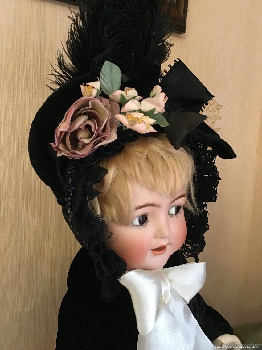 Роскошь чёрного .. бонет в викторианской стиле