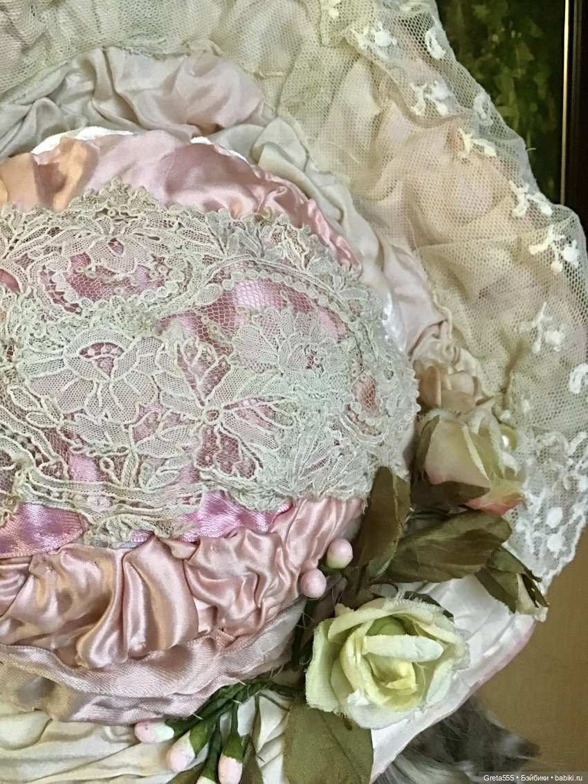 Моя новая работа - Бонет « Розовая примула , танцующая в облаках «