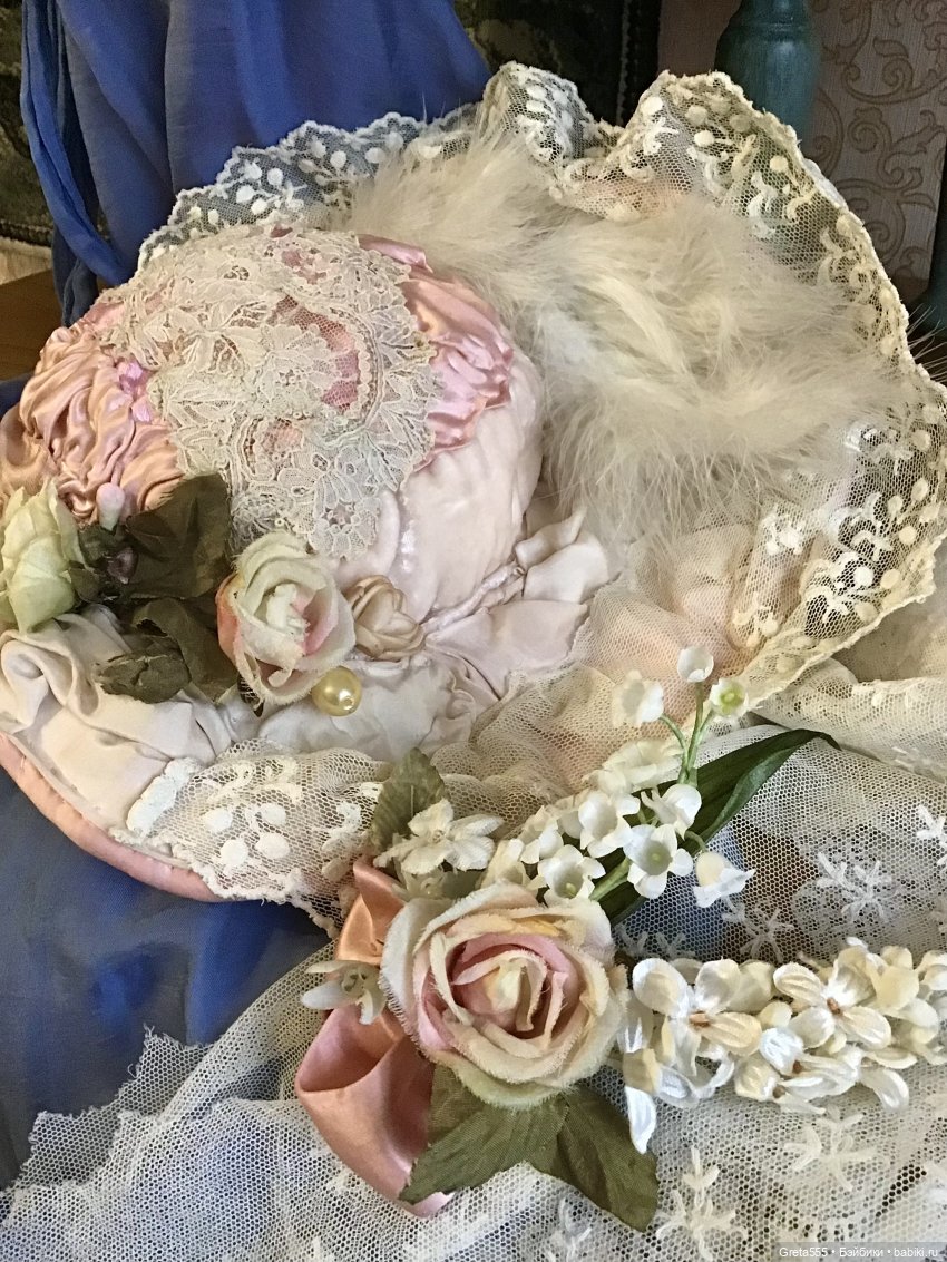 Моя новая работа - Бонет « Розовая примула , танцующая в облаках «