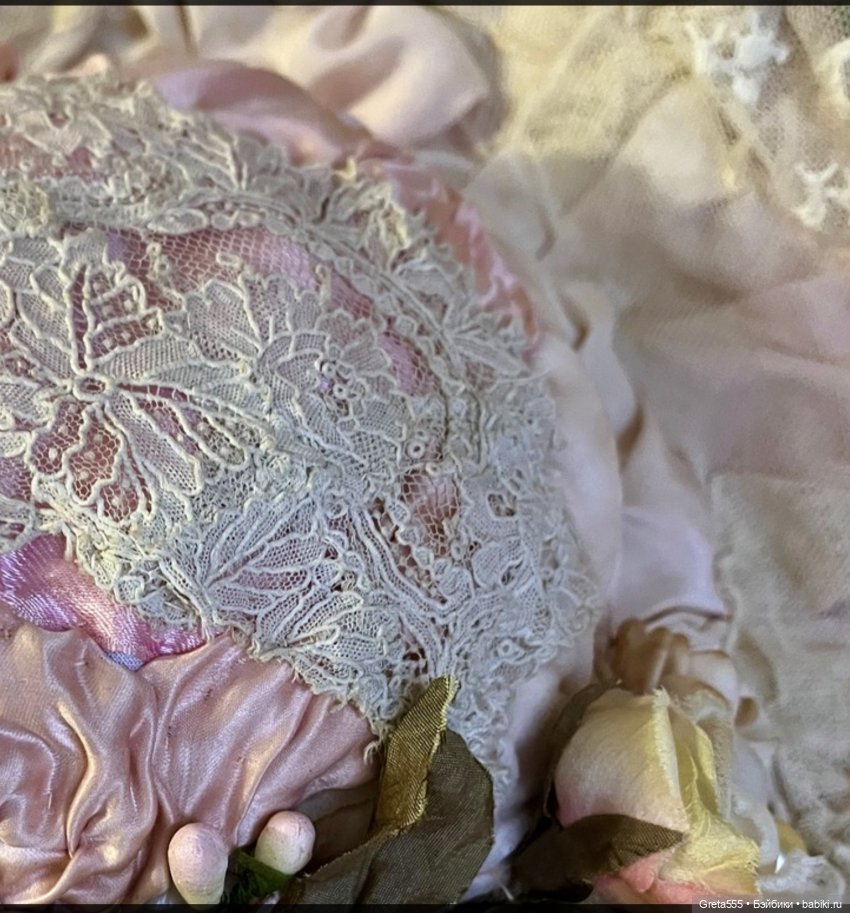 Моя новая работа - Бонет « Розовая примула , танцующая в облаках «