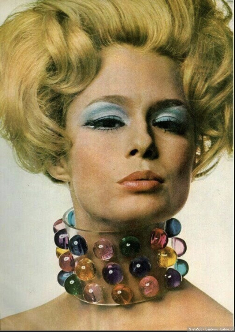 Миниатюрный Бонетик с искристой веточкой люцита - мой ответ на супер- холод этой зимы (фото 10)