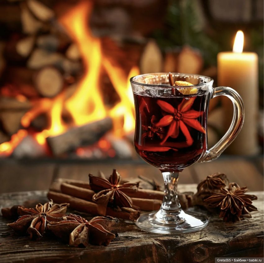 Миниатюрный Бонетик с искристой веточкой люцита - мой ответ на супер- холод этой зимы