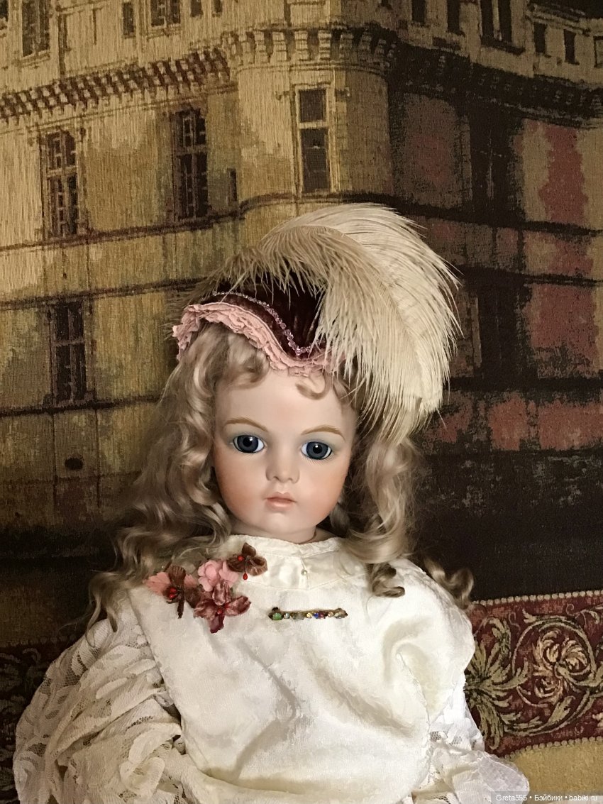 Моя новая работа , по выкройке « Мария Стюарт» , в мягких коричнево- розовых тонах