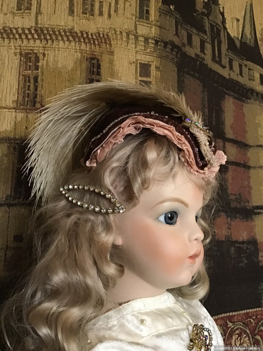 Моя новая работа , по выкройке « Мария Стюарт» , в мягких коричнево- розовых тонах