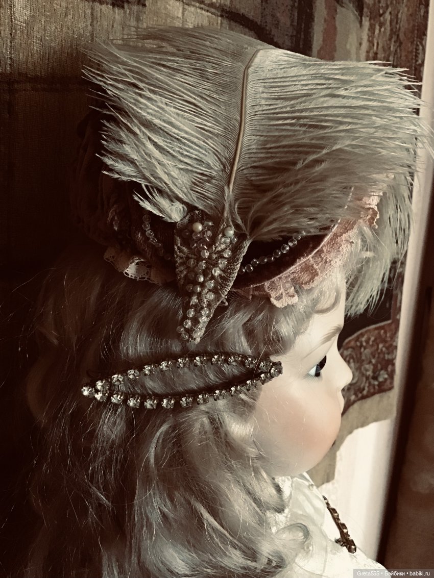 Моя новая работа , по выкройке « Мария Стюарт» , в мягких коричнево- розовых тонах