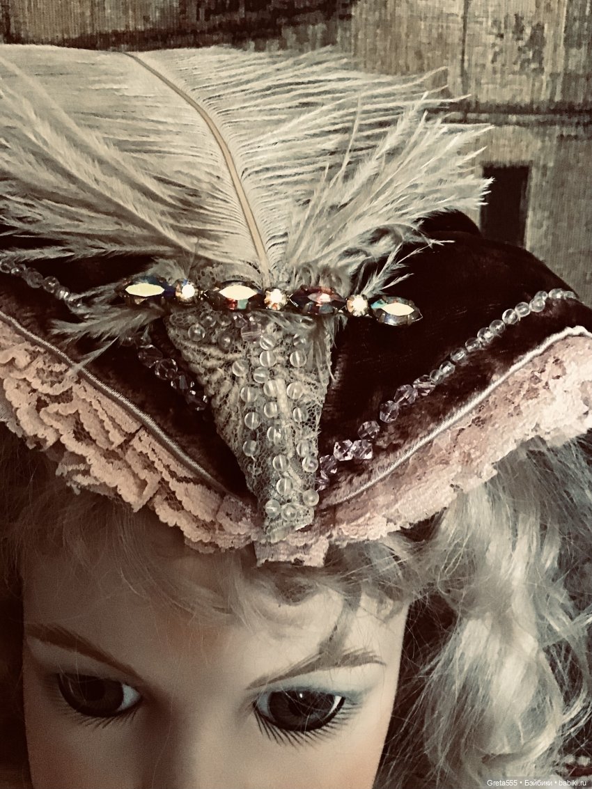 Моя новая работа , по выкройке « Мария Стюарт» , в мягких коричнево- розовых тонах