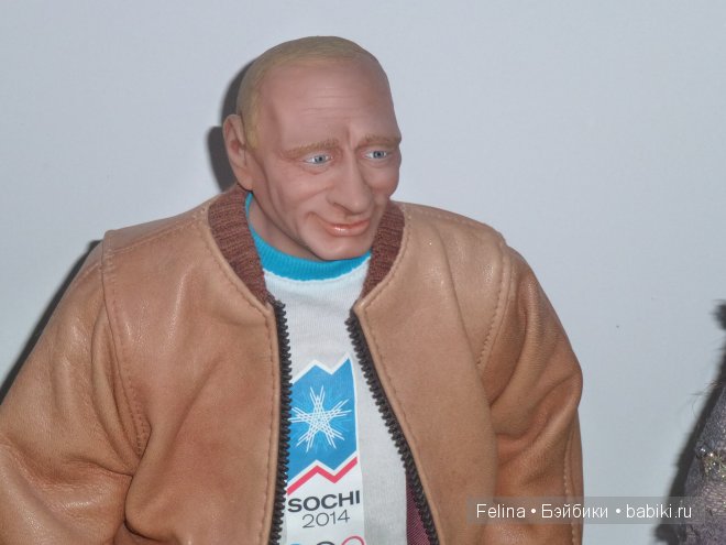 Куклы на Ветошном в фас и в профиль. Выставка кукол