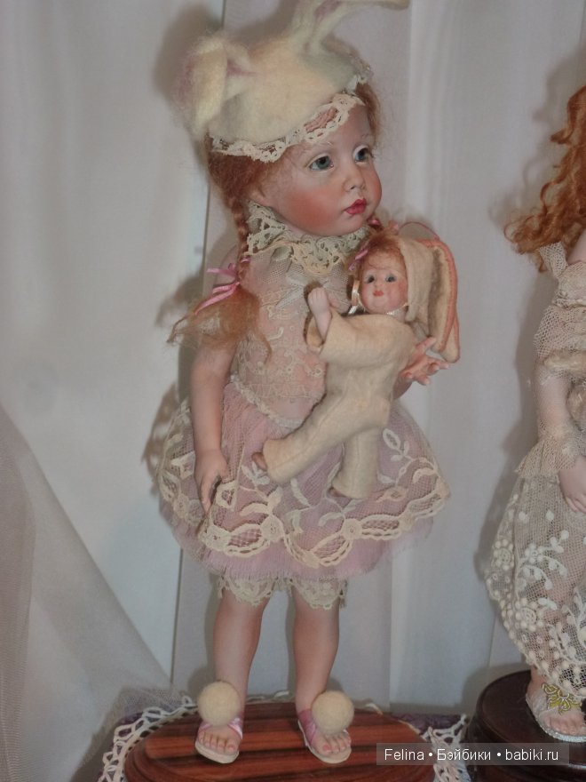 Куклы на Ветошном в фас и в профиль. Выставка кукол