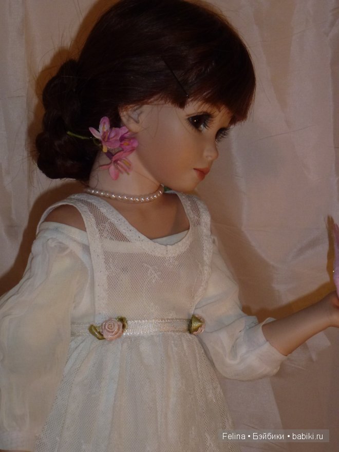 Куклы на Ветошном в фас и в профиль. Выставка кукол