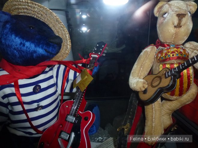 Куклы на Ветошном в фас и в профиль. Выставка кукол