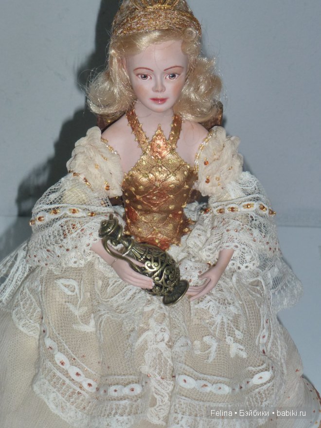 Куклы на Ветошном в фас и в профиль. Выставка кукол
