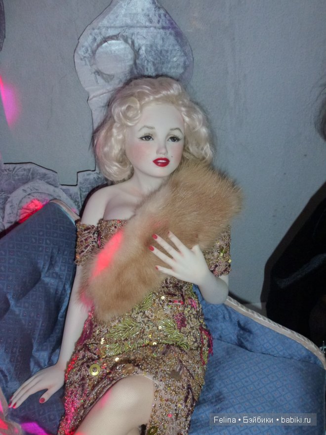 Куклы на Ветошном в фас и в профиль. Выставка кукол