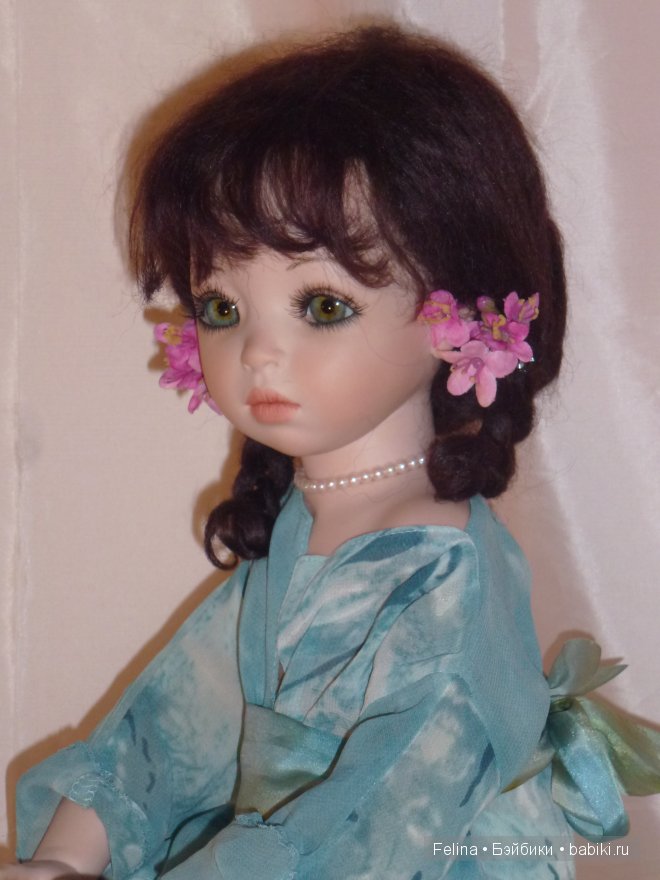 Куклы на Ветошном в фас и в профиль. Выставка кукол