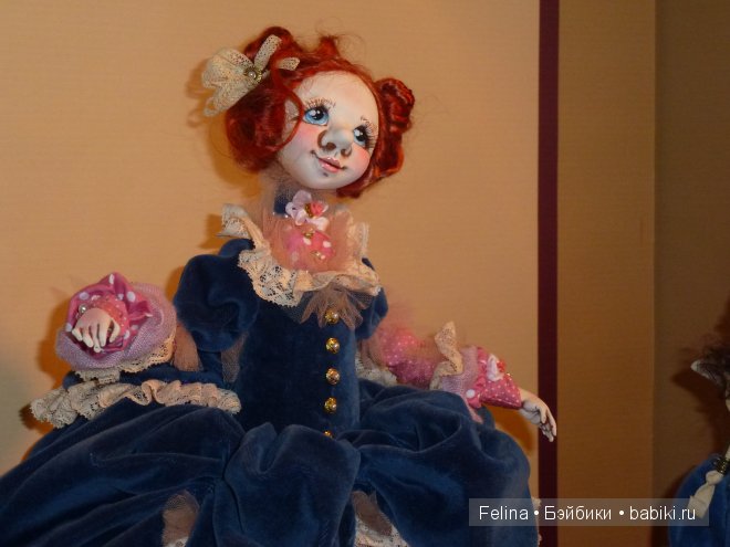 Куклы на Ветошном в фас и в профиль. Выставка кукол
