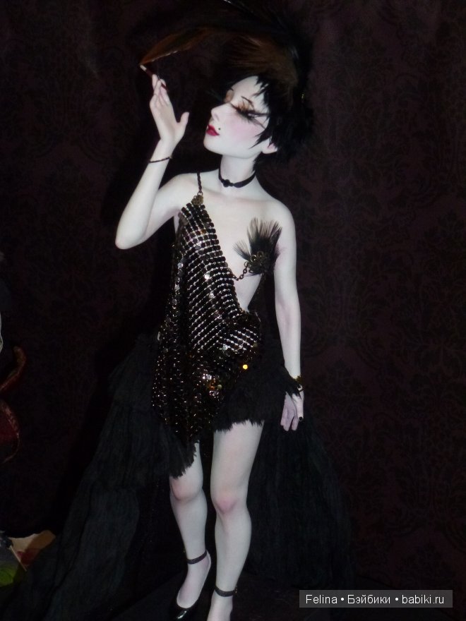 Куклы на Ветошном в фас и в профиль. Выставка кукол