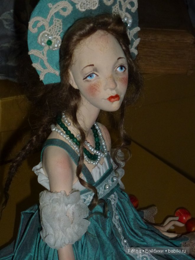 Куклы на Ветошном в фас и в профиль. Выставка кукол