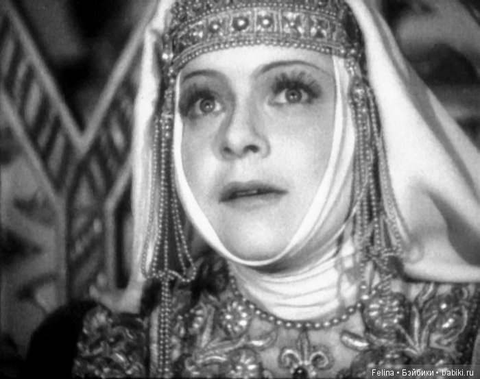 Людмила Целиковская:тернистый путь к славе. Народная актриса, которую не любил Сталин