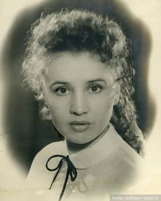 Пощечина перечеркнула карьеру угасшей звезды Фроси Бурлаковой