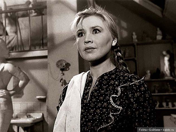 Пощечина перечеркнула карьеру угасшей звезды Фроси Бурлаковой