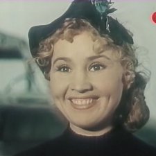 Пощечина перечеркнула карьеру угасшей звезды Фроси Бурлаковой.