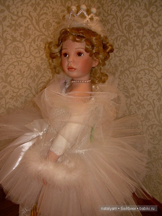 Новый наряд для балеринки, фарфоровой куклы от Донны Руберт