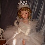 Новый наряд для балеринки, фарфоровой куклы от Донны Руберт