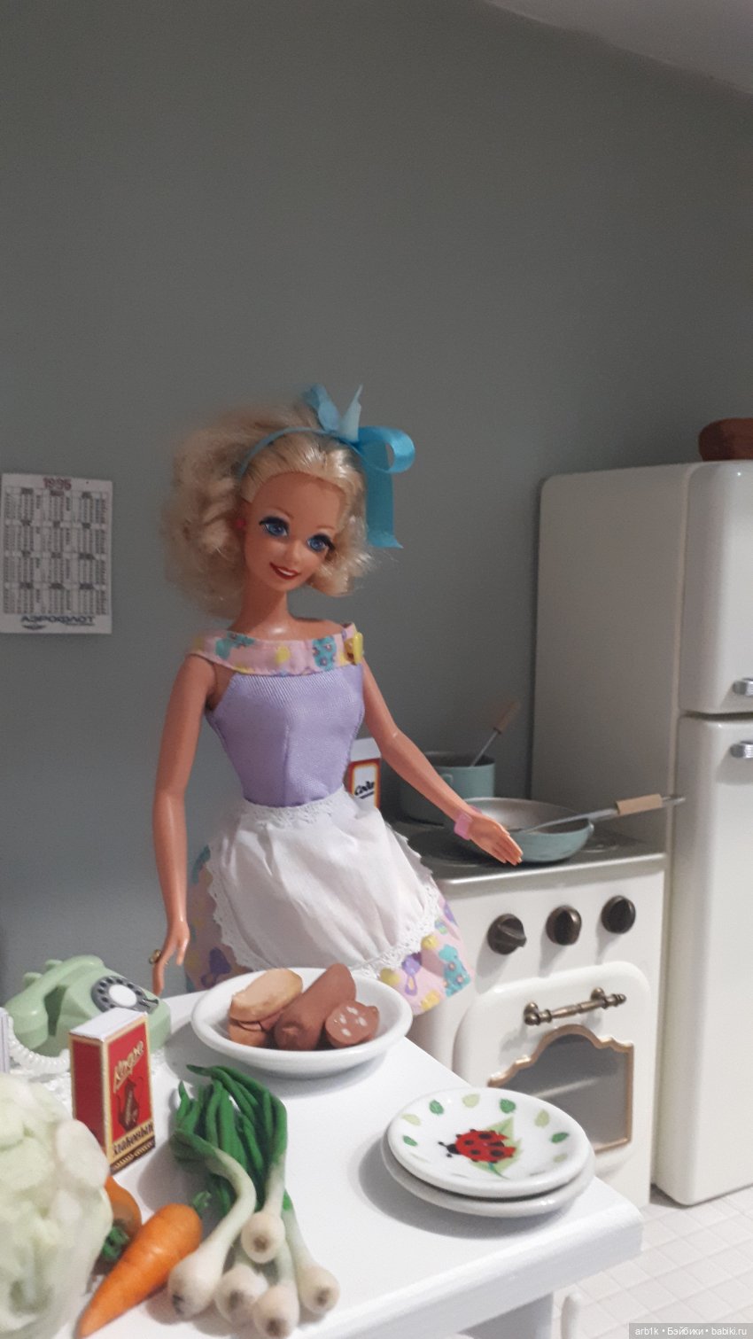 Новый год в стиле 90х — Куклы Barbie (Барби): Looks (фото 2)