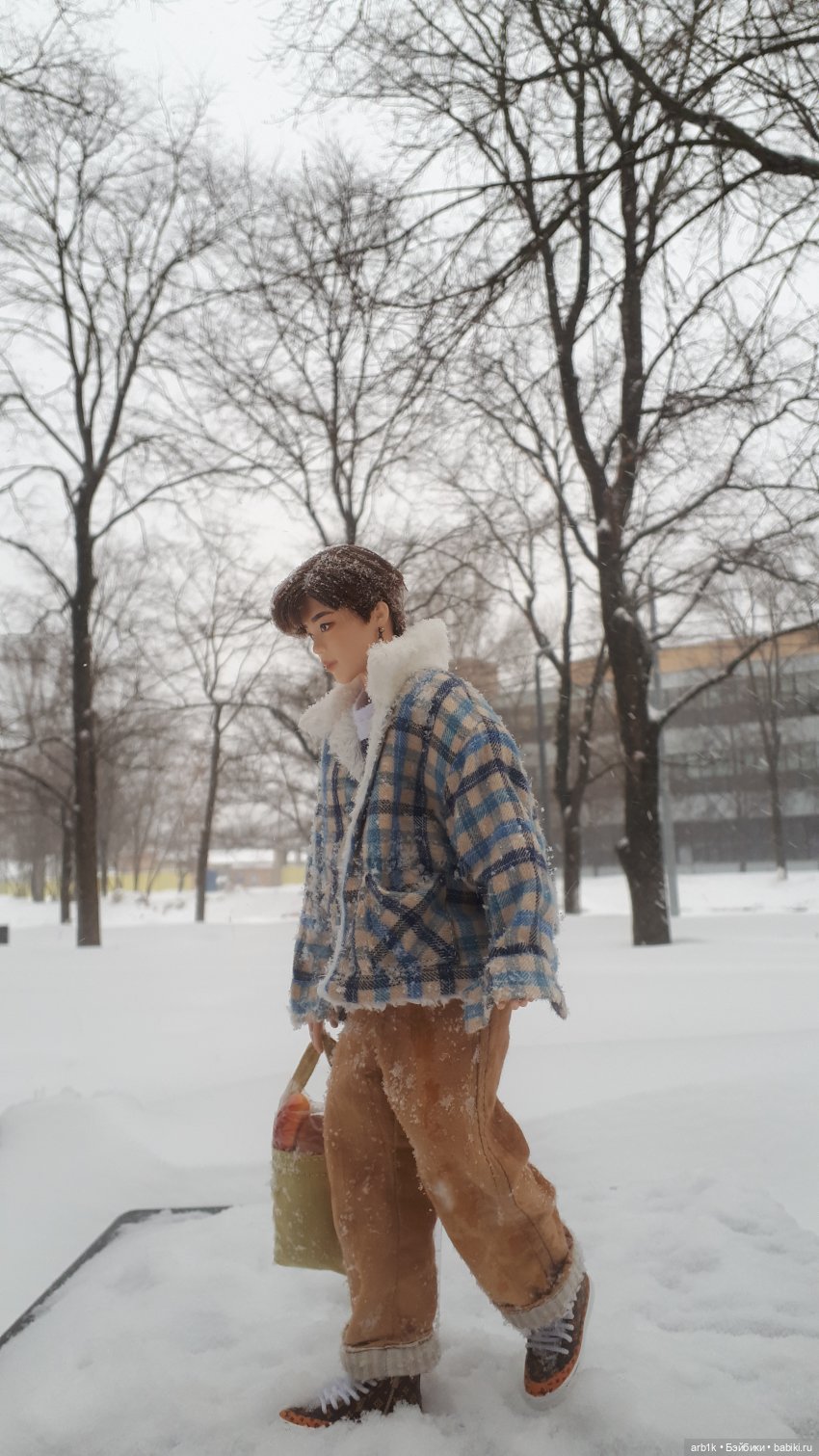 И снова фотосессия по колено в снегу. Чимин (фото 6)