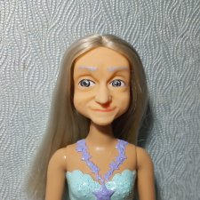 Отпилила Галамартовне нос