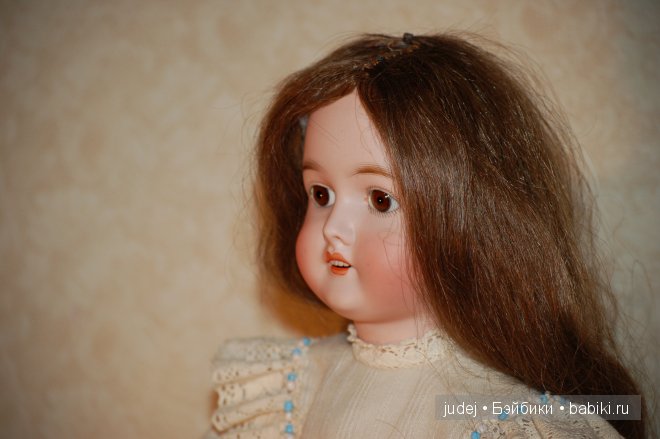Антикварная кукла Queen Louse (фото 2)