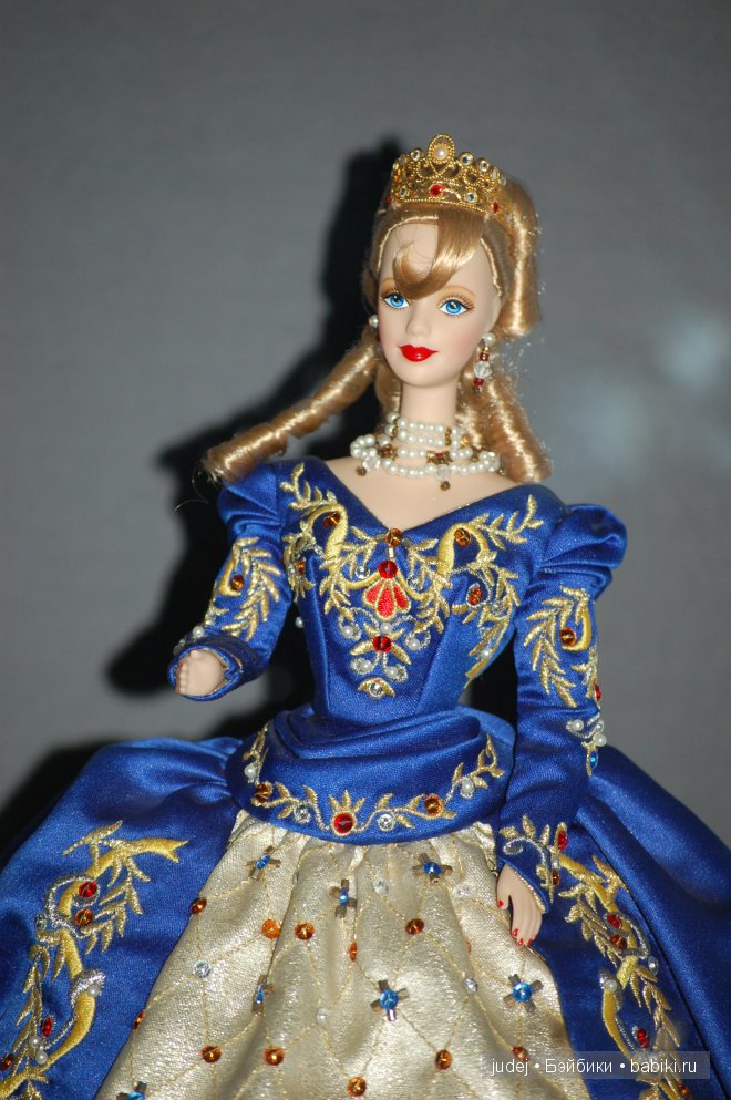Выставка коллекционных Барби в нарядах от известных кутюрье. Из коллекции кукол Яны Мирной. Брянск, 2014