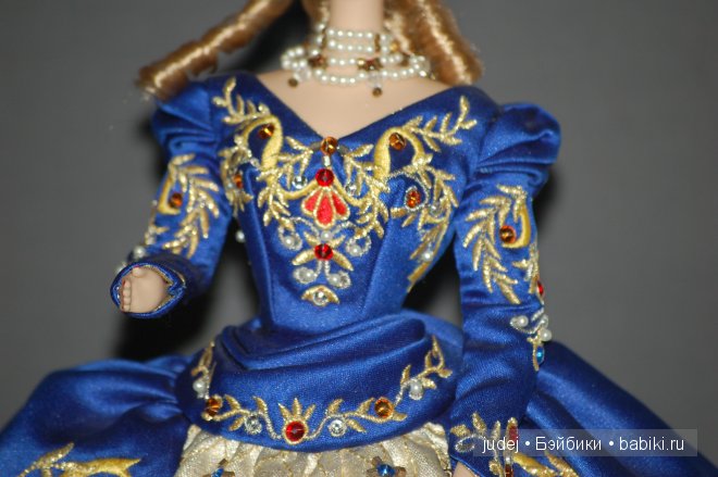 Выставка коллекционных Барби в нарядах от известных кутюрье. Из коллекции кукол Яны Мирной. Брянск, 2014