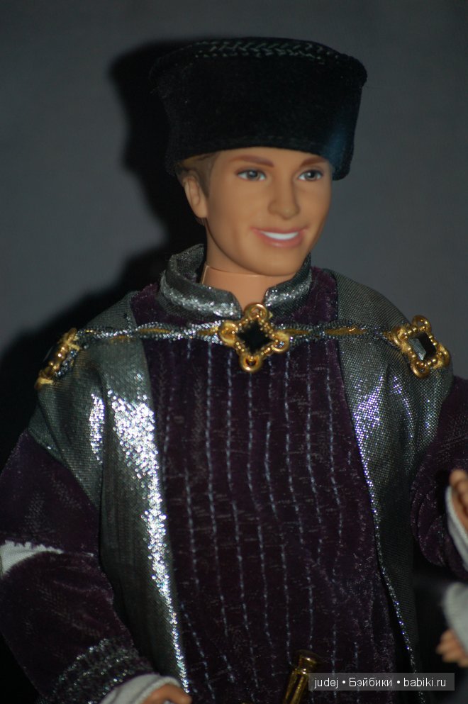 Выставка коллекционных Барби в нарядах от известных кутюрье. Из коллекции кукол Яны Мирной. Брянск, 2014