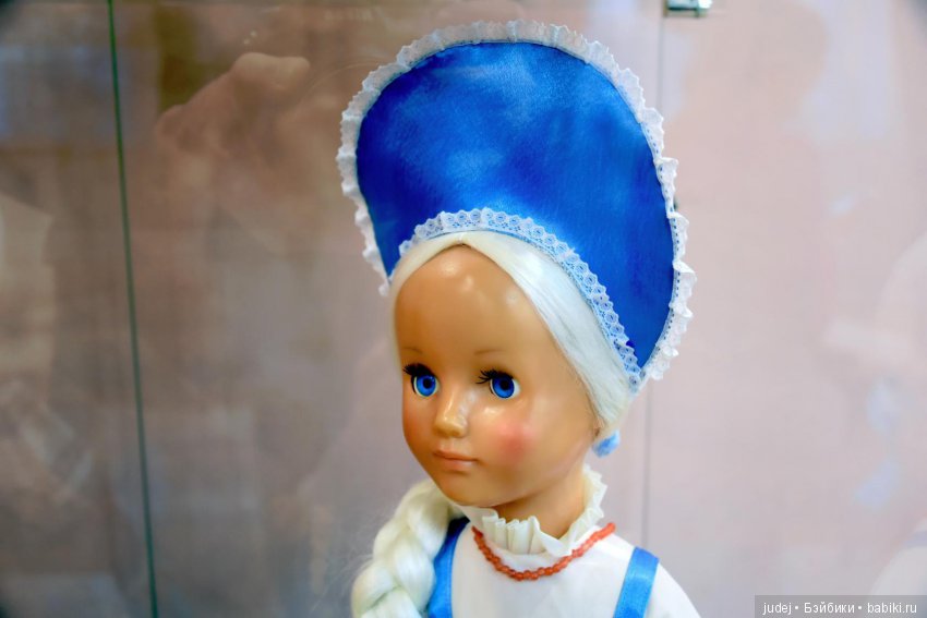 Выставка кукол в Брянске "А у детства нет прошлого..." (фоторепортаж)