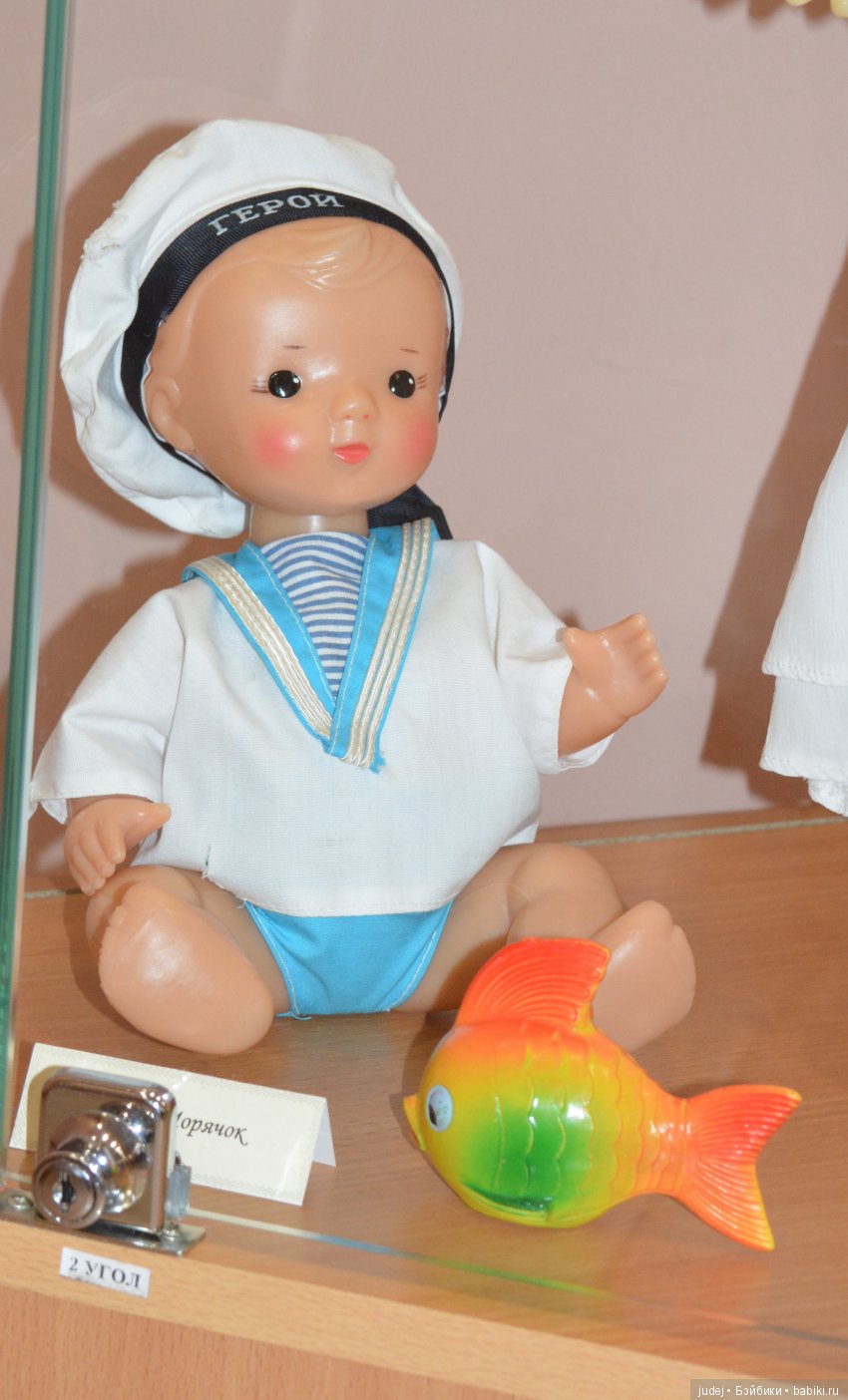 Выставка кукол в Брянске "А у детства нет прошлого..." (фоторепортаж)