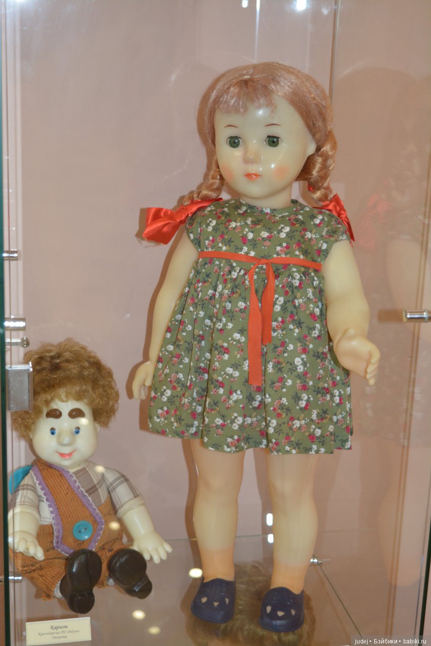 Выставка кукол в Брянске "А у детства нет прошлого..." (фоторепортаж)