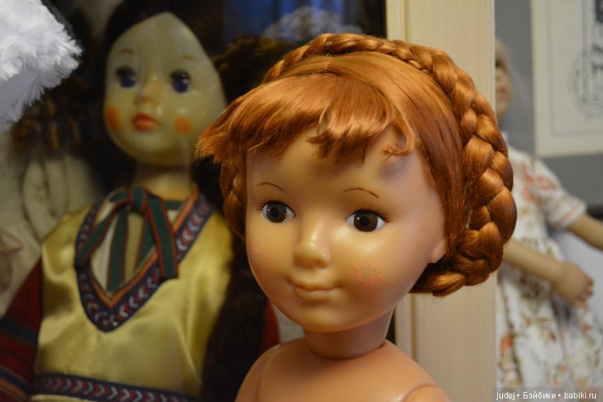 Парички из волокна крапивы для советских кукол: мой опыт реставрации