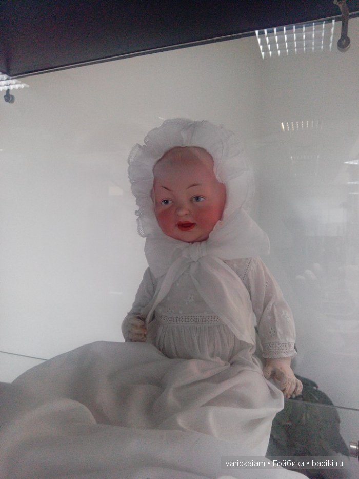 Выставка "Мир уникальных кукол"