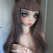 Готическая шарнирная кукла по имени Лаванда