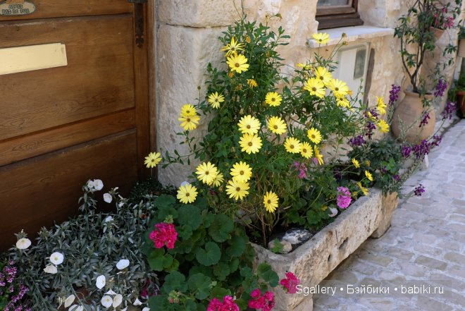 La boutique de fleur. Кукольная миниатюра в масштабе 1:12