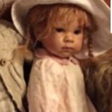 Подскажите пожалуйста, имя куклы