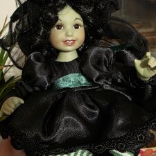 Фарфоровая ведьмочка от Мари Осмонд