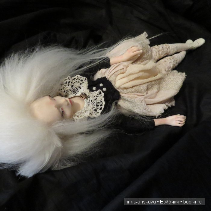 Констанция, авторская кукла Ирины Тинской