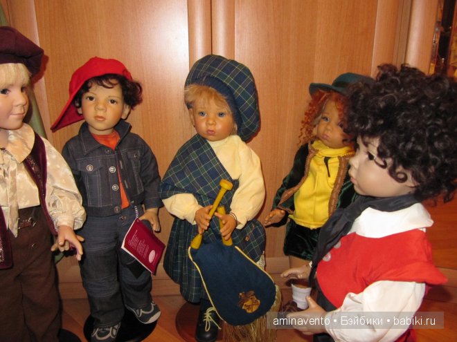 Моё маленькое семейство Elisabeth Lindner. "А Нико опять о чём-то молчал" (фото 6)