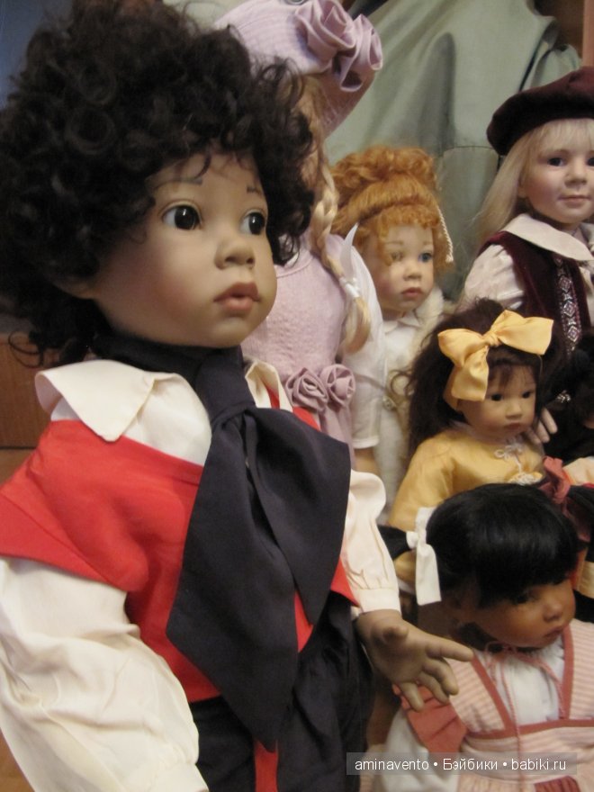 Моё маленькое семейство Elisabeth Lindner. "А Нико опять о чём-то молчал"