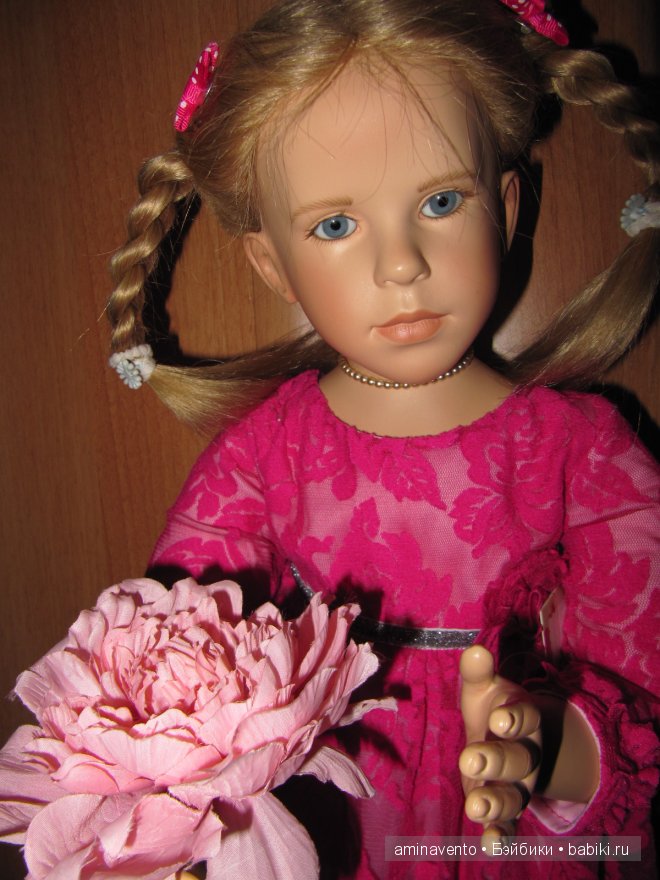 А у нас ведь скоро лето! И примерные девочки Vera Scholz начинают шалить