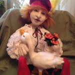 Эту милую игрушку не положишь на подушку. Знать, пример взяла с лошадки: стоя спать, а не в кроватке! Мои игрушки валянием