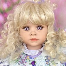 "Haley" от Lloyd Middleton из Венской Королевской Коллекции