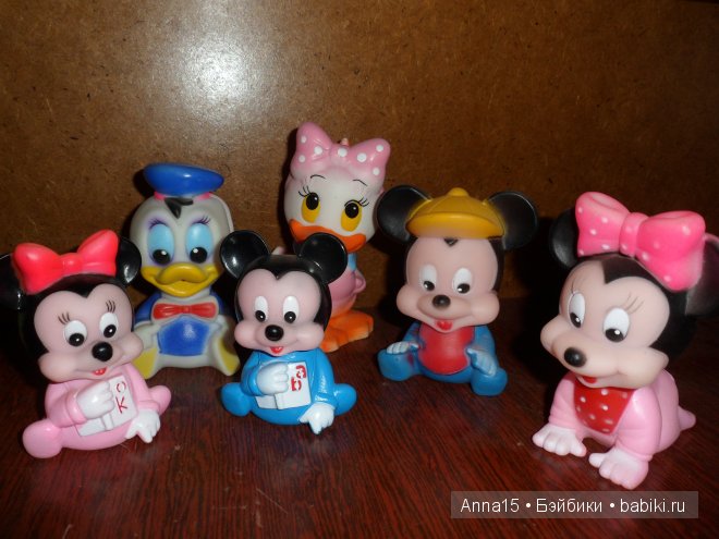 Коллекция игрушек детства