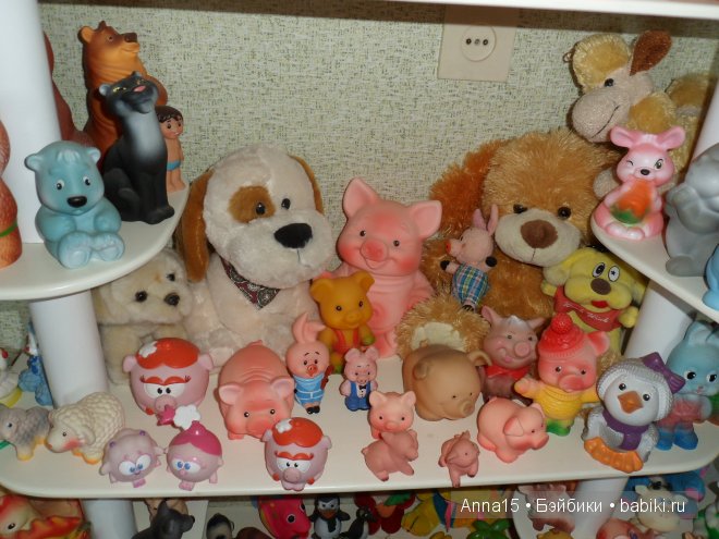 Коллекция игрушек детства